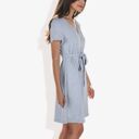 Gray Medium Button Detail Notched V-Neck Short Sleeve Belted Flared Tunic Dress