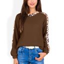  Waffle Knit Top with Leopard Print Contrast and V-Neck Detail