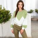 Green Large Zigzag Color Block Sweater with Long Sleeves and Crew Neck