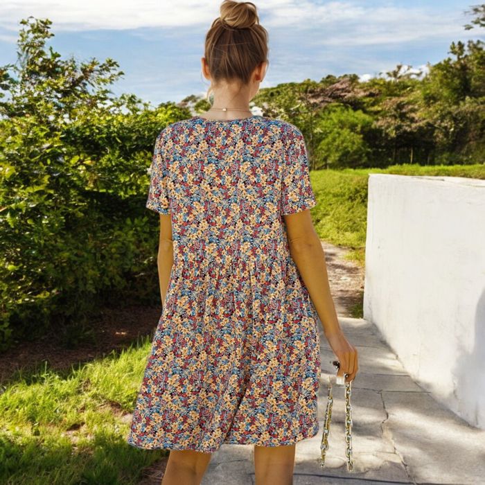 Short Sleeve V-Neck Floral Print Swing Dress with Relaxed Fit