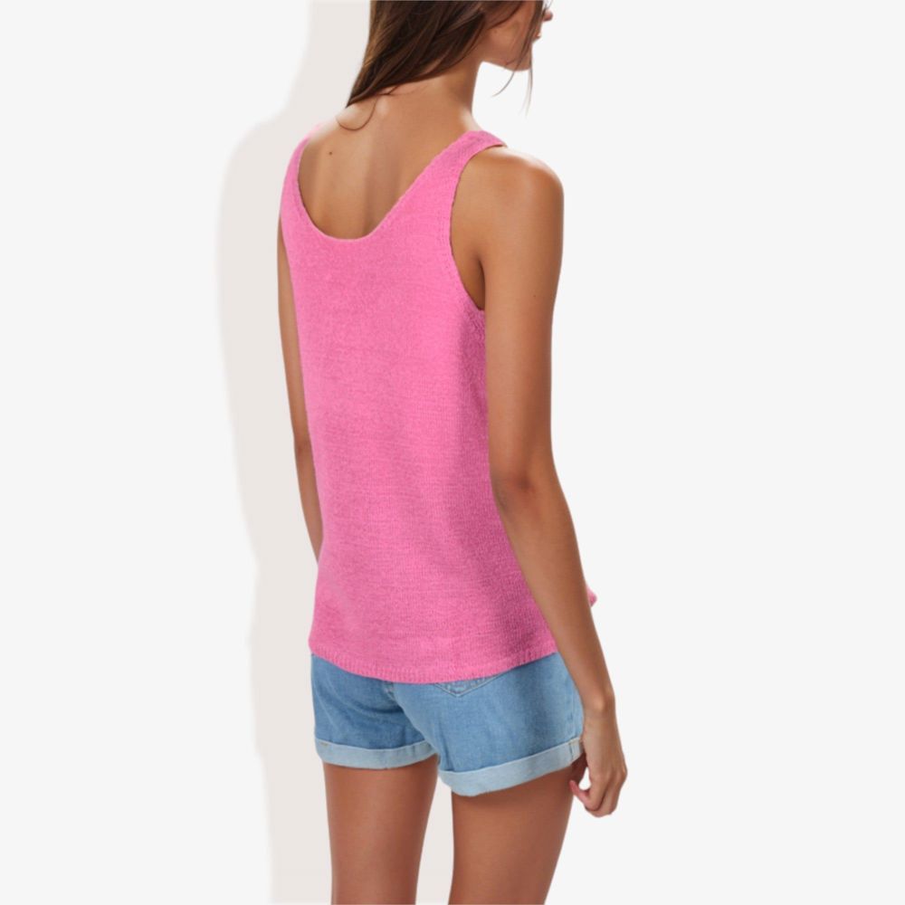 Sleeveless Knit Tank Top with Scoop Neck