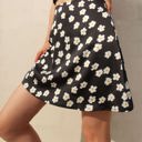 Black Medium Floral Print Mini Skirt with High Waist and Stretchy Fit