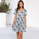 Black Medium V-Neck Short Sleeve Floral Print Babydoll Dress with Button-Front