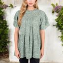 Green Large Short Sleeve Babydoll Blouse with Ruffled Hemline and Loose Fit for Effortless Casual Style