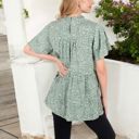 Green Large Short Sleeve Babydoll Blouse with Ruffled Hemline and Loose Fit for Effortless Casual Style