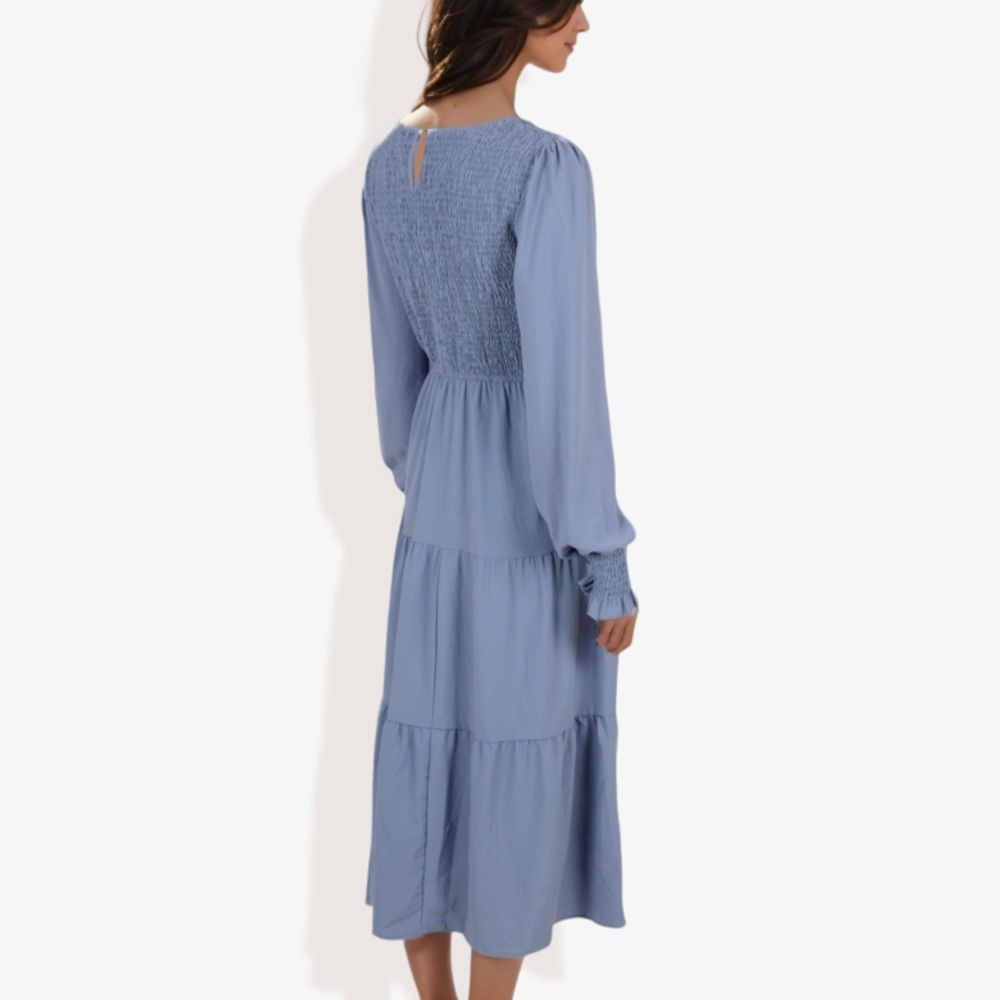 Long Sleeve Smocked Maxi Dress with Tiered Skirt and Elegant Crew Neck Design for Stylish Casual Wear