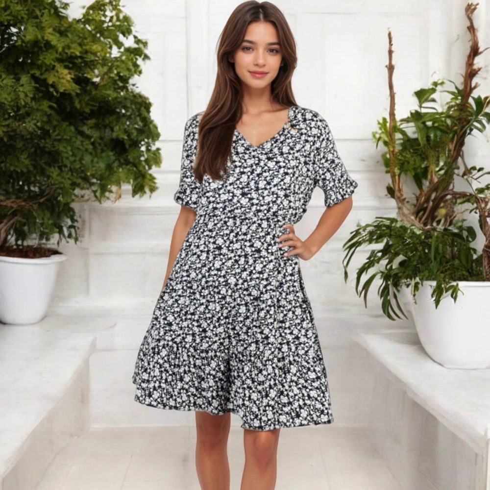 V-Neck Floral Print Ruffle Hem Dress with Short Sleeves