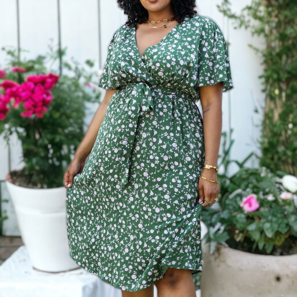 Plus Size Green and Pink Flared Tunic Floral Print Dress