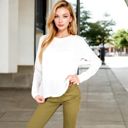 White Large Textured Long Sleeve Knit Top with Crew Neckline