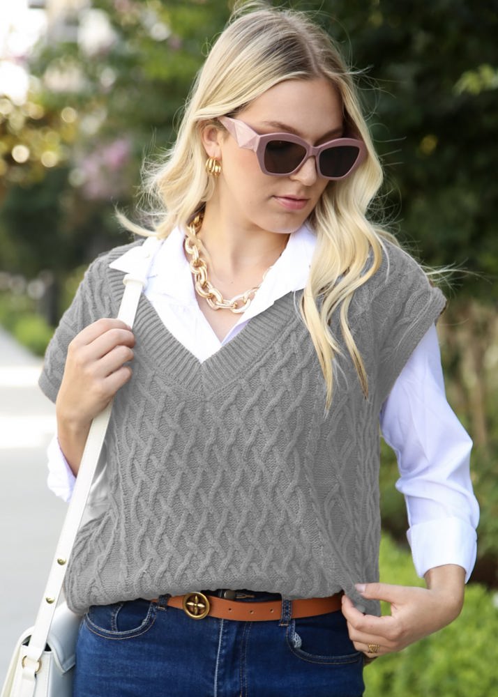 Sleeveless Cable Knit Sweater Vest with V-Neck and Ribbed Hem