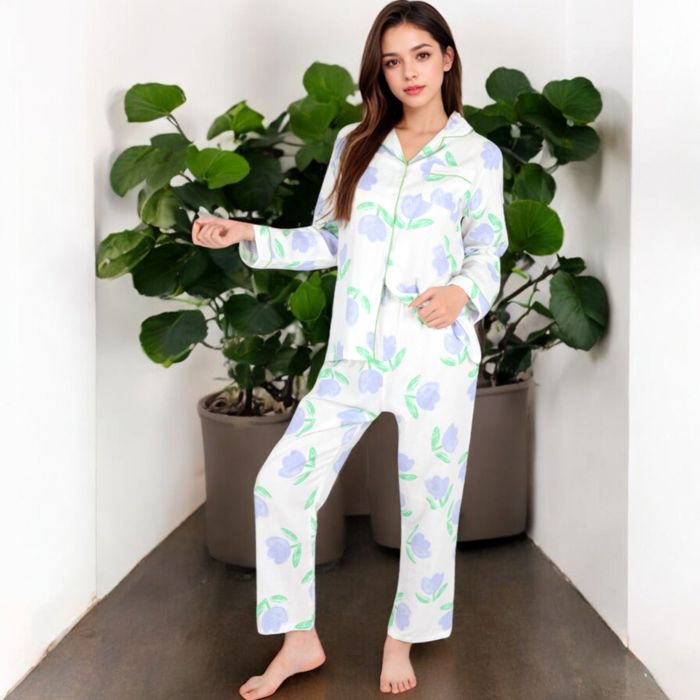 Women's Floral Print 2-Piece Pajama Set with Long Sleeve Button-Up Top and Relaxed Fit Pants