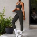 Black Small Women's High Waist Seamless Leggings with Back Pocket Detail