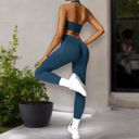 Blue Large Women's Halter Neck Sports Bra with Elastic Band and V-Neckline