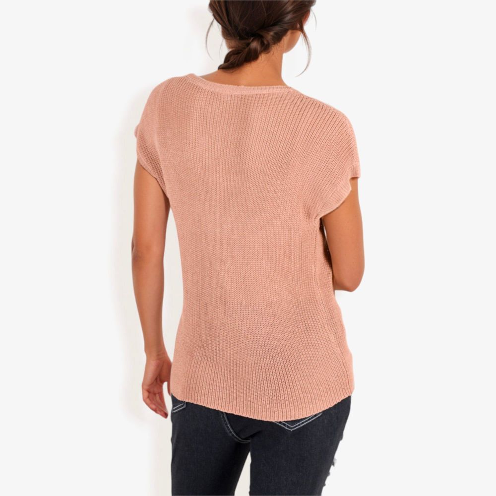 Sleeveless Knit Top with Ribbed Texture and Front Patch Pocket