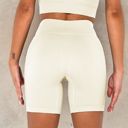 White Medium Women's High-Waisted Seamless Biker Shorts Ribbed Compression Yoga Workout Shorts for Fitness and Running