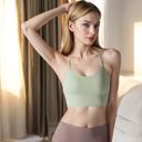 Green Medium Women's Low Impact Racerback Sports Bra with Seamless Construction and Breathable Fabric