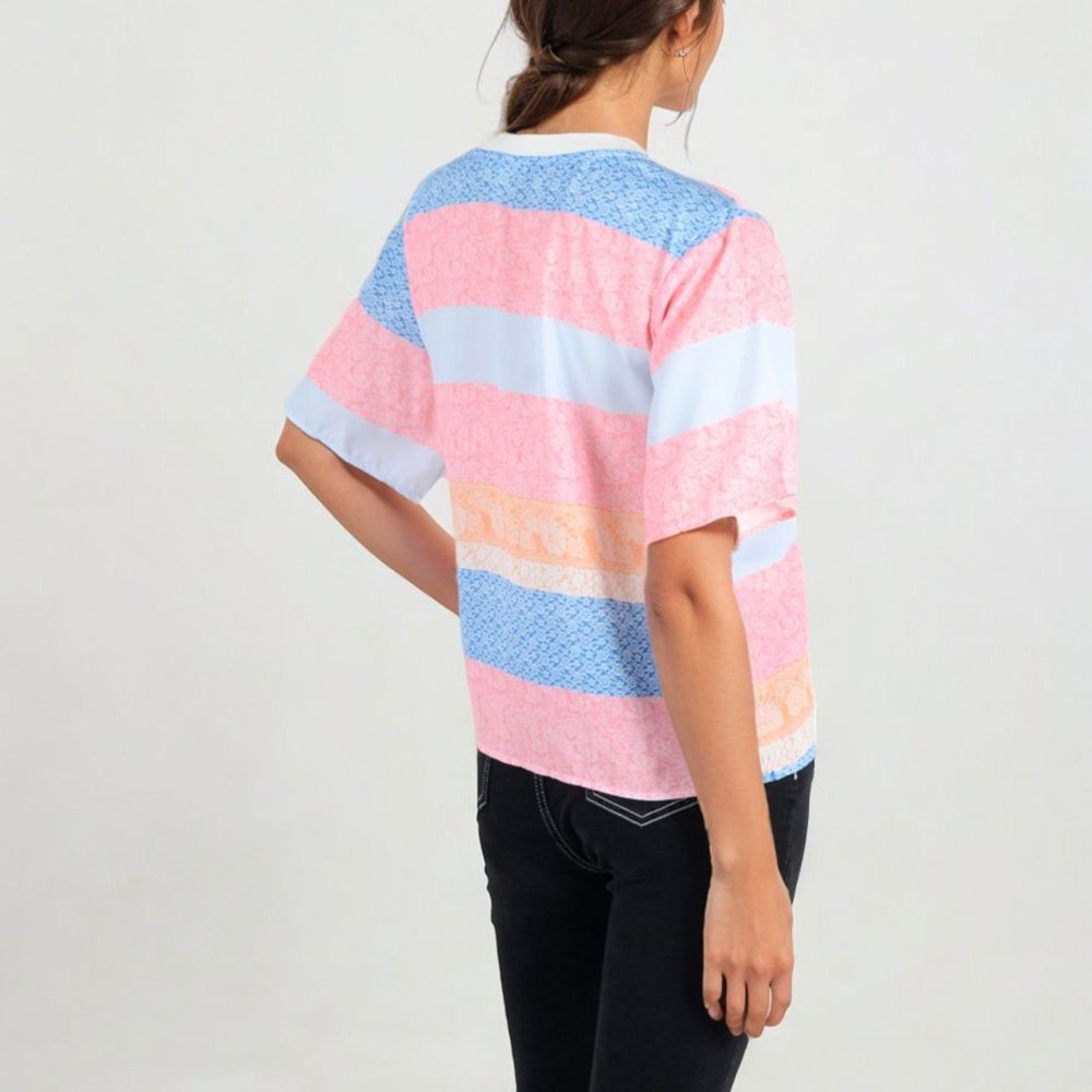 Short Sleeve Crew Neck Textured Stripe Pattern Casual Tee