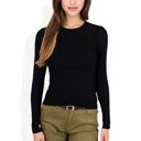  Ribbed Knit Long Sleeve Top with Crew Neck and Slim Fit Design