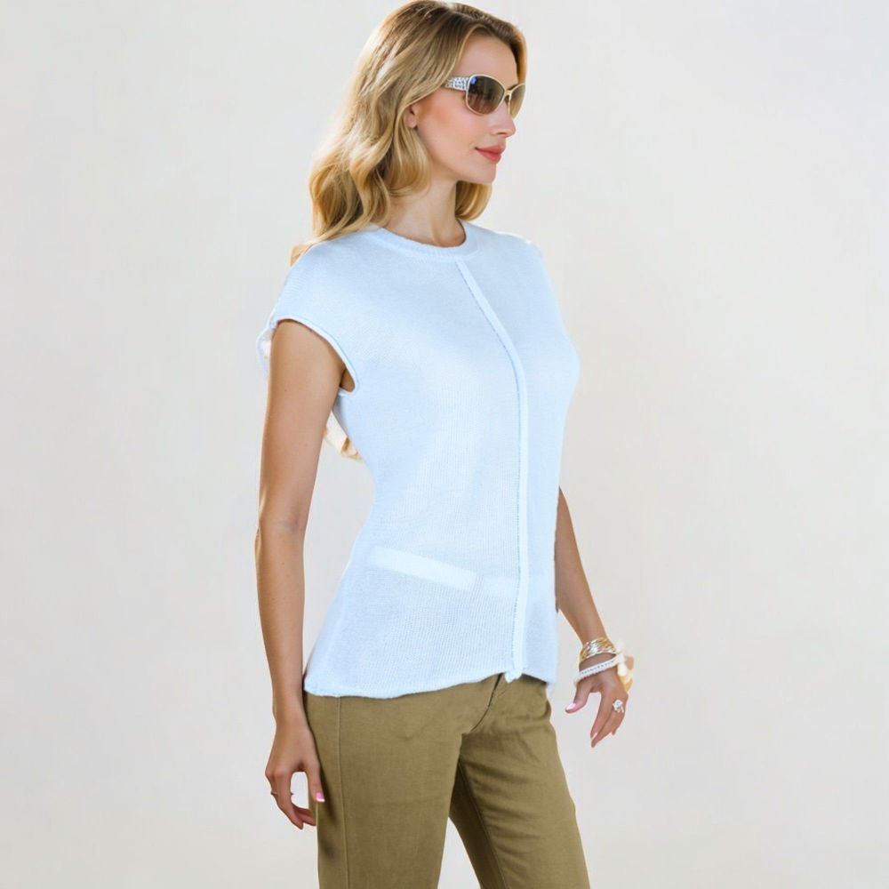 Sleeveless Knit Top With Seam Front Detail