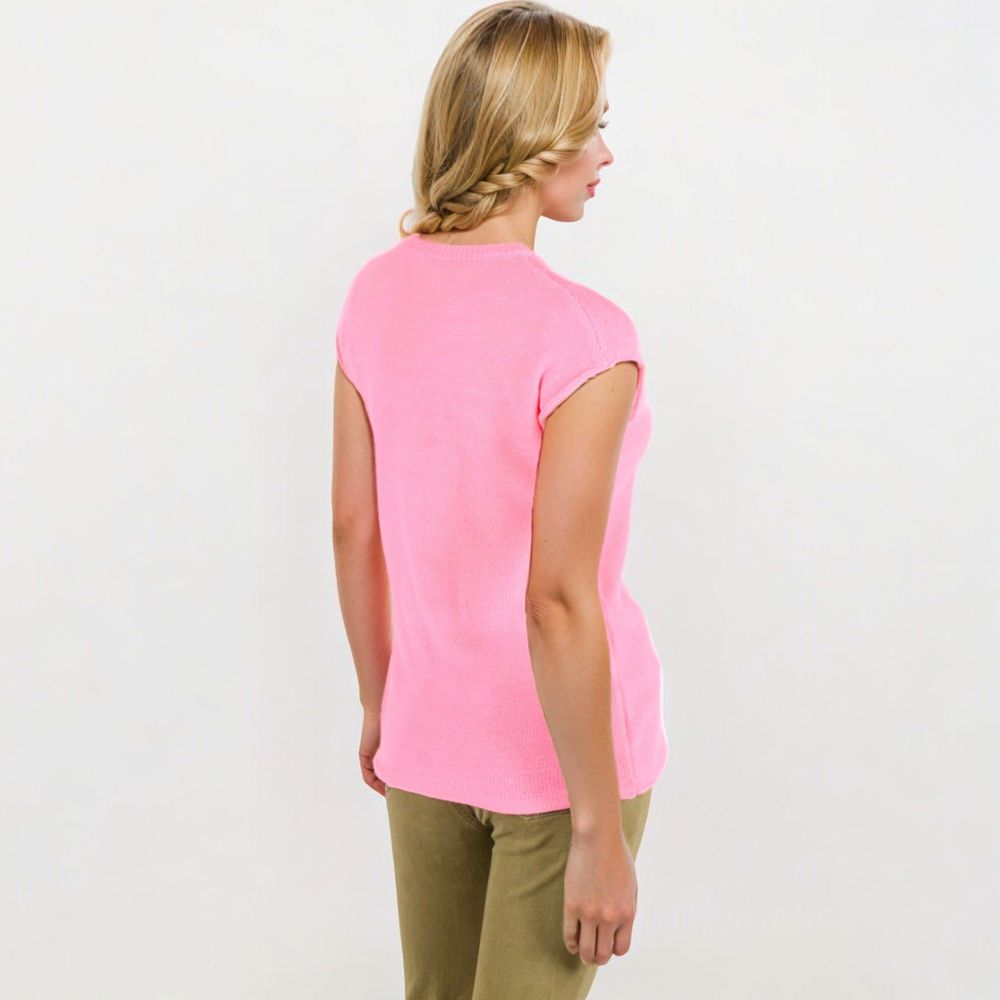 Sleeveless Knit Top With Seam Front Detail