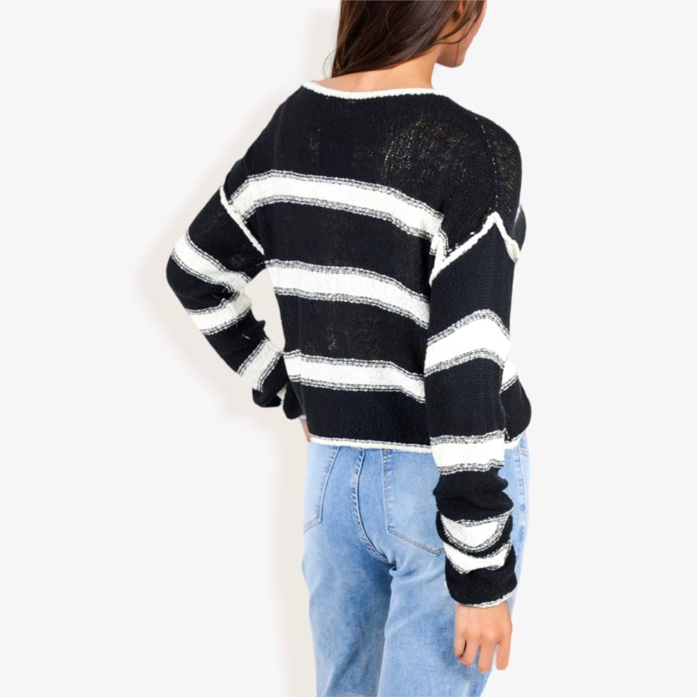 Long Sleeve Striped Sweater With Crew Neck, Cropped Fit