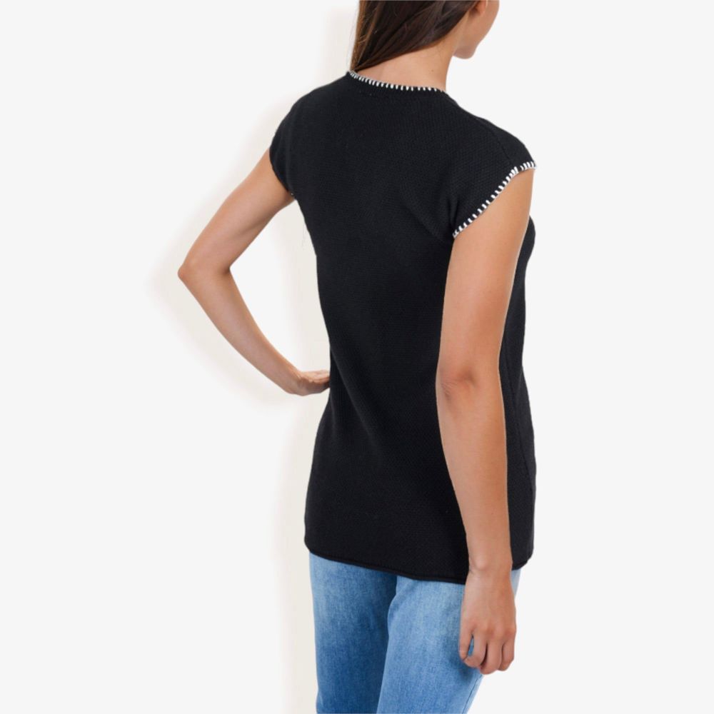 Cap Sleeve Knit Sweater With Contrast Trim Stitching