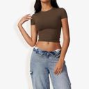 Brown Large Short Sleeve Crop Top with Stretch Fit and Crew Neck Design