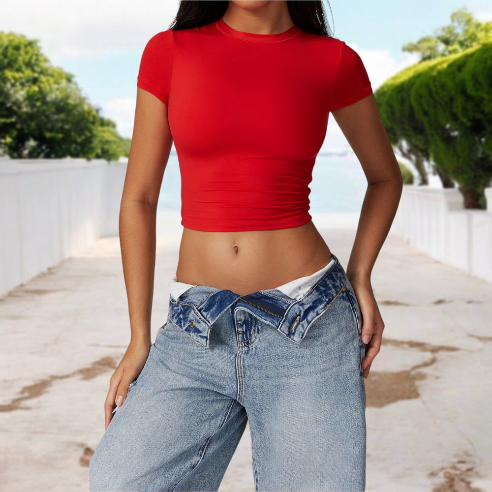 Short Sleeve Crop Top with Stretch Fit and Crew Neck Design