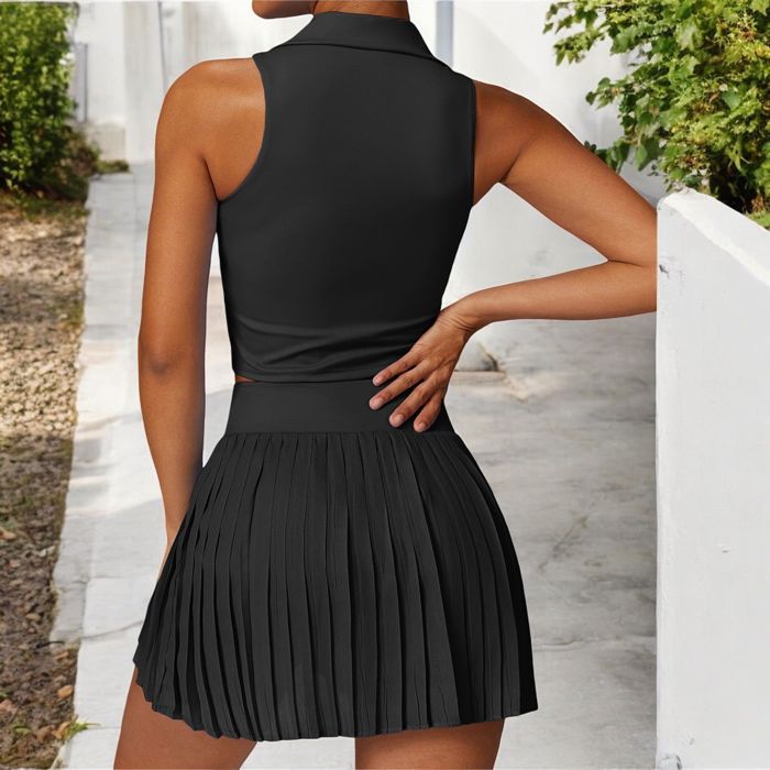 Women's Sleeveless Polo Crop Top with Collared Neckline and Stretch Fabric