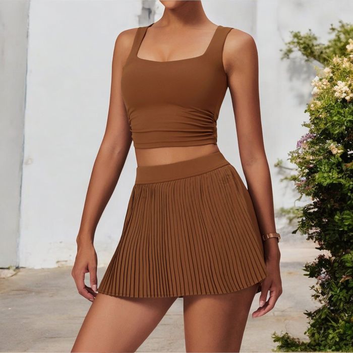 Women's Pleated Detail Square Neck Sports Bra with Wide Straps and Fitted Design