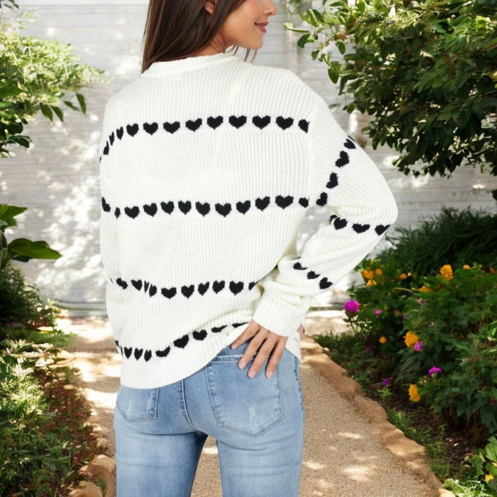 Long Sleeve Knit Sweater with Heart Pattern and Crew Neck