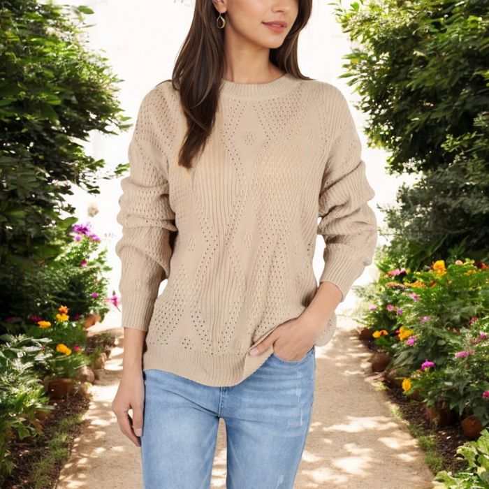 Cable Knit Long Sleeve Sweater with Crew Neck