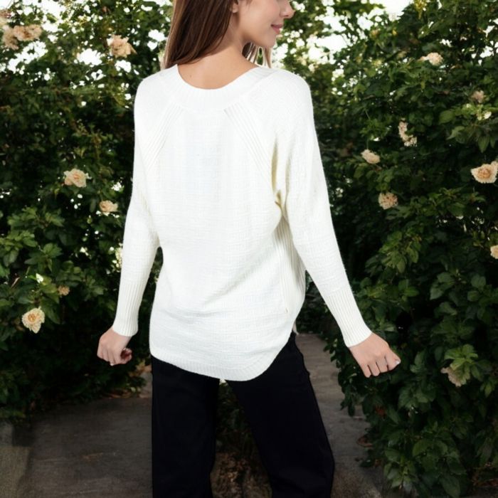 Textured Knit Sweater with V-Neckline and Ribbed Sleeves