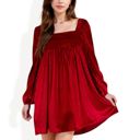 Red Large Long Sleeve Dress with Chic Design and Flattering Fit