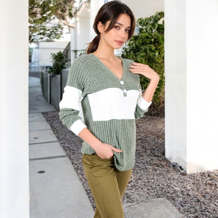 Color Block Ribbed Knit Top with Button Detail and V-Neckline