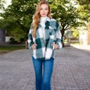 Green Large Plaid Button-Down Shirt with Classic Design and Relaxed Fit