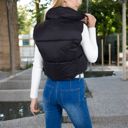 Black Large Zip-Up Puff Vest Jacket with Cozy Design and Warmth