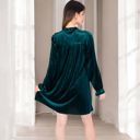 Green Large Women's Velvet Dress with V-Neck and Long Sleeves