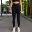 Black Small Women's High Waist Seamless Leggings with Full-Length Compression Fit