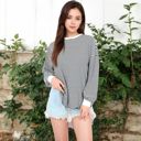 Black Large Women's Striped Long Sleeve Oversized Pullover Top with Ribbed Crew Neck