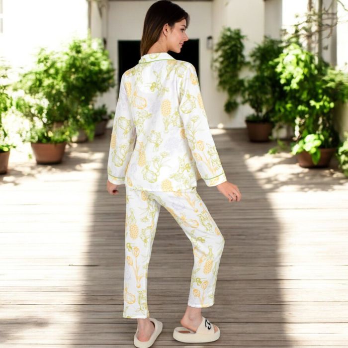 Women's Printed Gauze Pajama Set with Button-Up Shirt and Relaxed Fit Pants