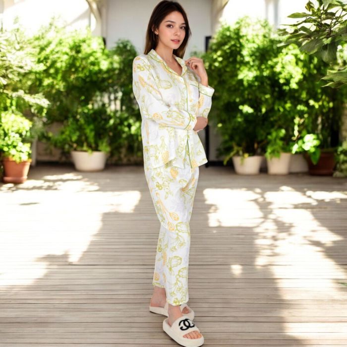 Women's Printed Gauze Pajama Set with Button-Up Shirt and Relaxed Fit Pants