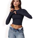  Women's Long Sleeve Cropped Crew Neck Top