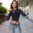 Black Medium Women's Long Sleeve Cropped Crew Neck Top