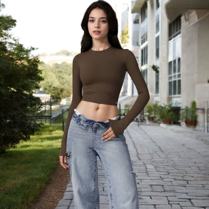 Women's Long Sleeve Cropped Crew Neck Top