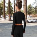 Black Large Women's Long Sleeve Mock Neck Cropped Activewear Top