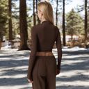 Brown Large Women's Long Sleeve Mock Neck Cropped Activewear Top