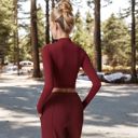 Red Large Women's Long Sleeve Mock Neck Cropped Activewear Top