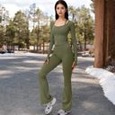 Green Large Women's Long Sleeve Zip-Up Top with Thumbholes