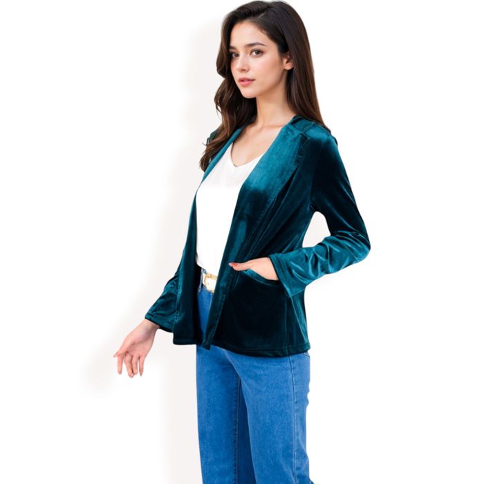 Women's Velvet Blazer With Notch Collar And Front Pockets